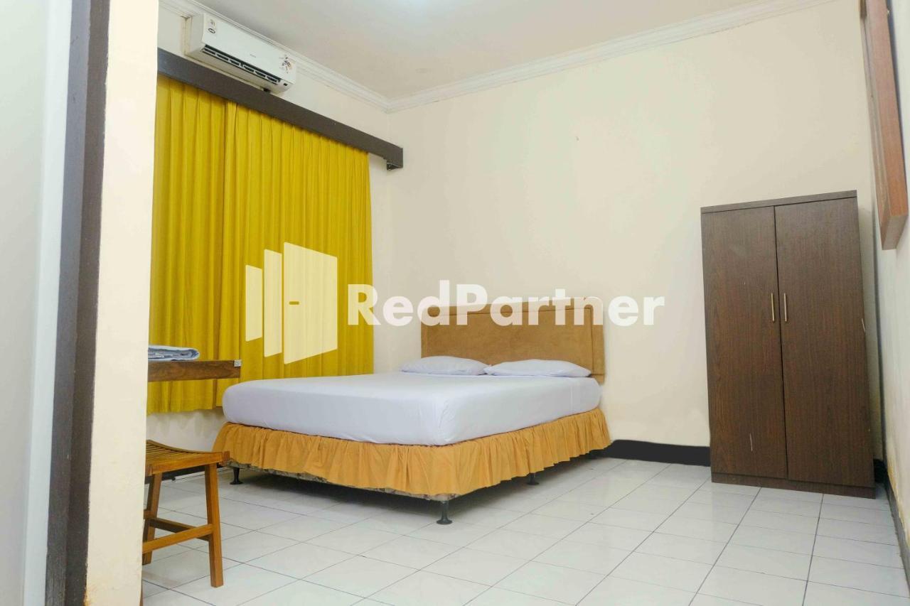 OYO 2703 Hotel Transit 1 Makassar Exterior foto