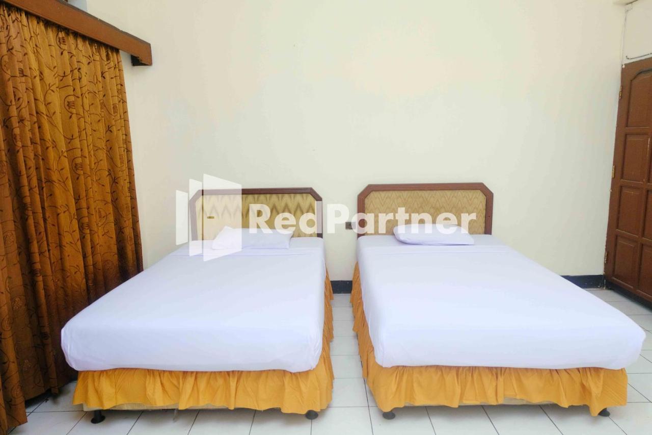OYO 2703 Hotel Transit 1 Makassar Exterior foto