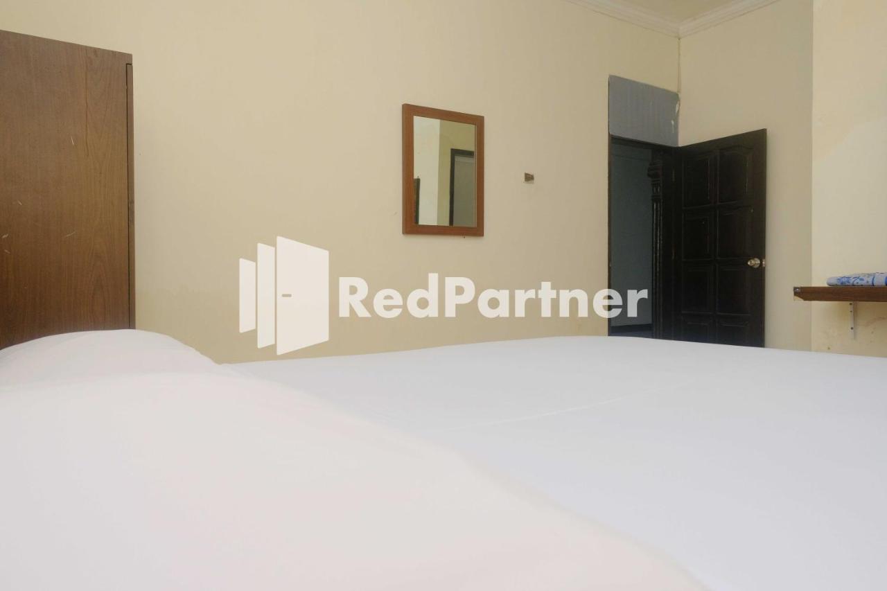 OYO 2703 Hotel Transit 1 Makassar Exterior foto
